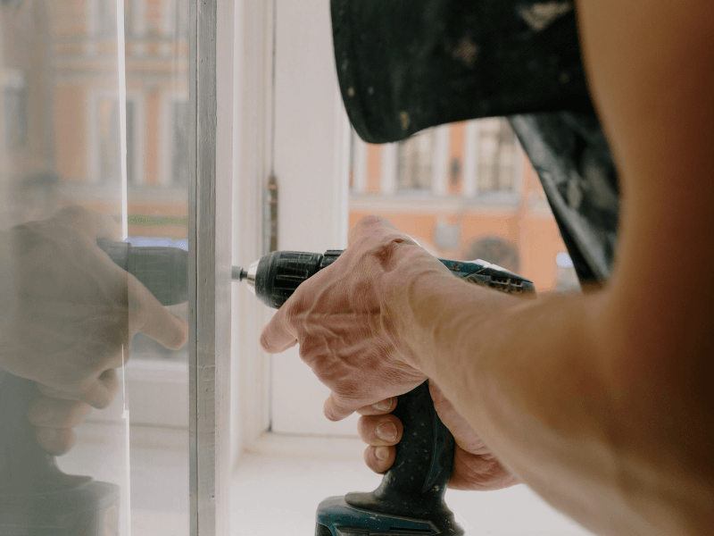 The Ultimate Guide to Hiring a Handyman in South Wales